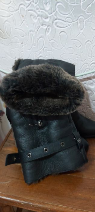 Сапожки зимние новые.