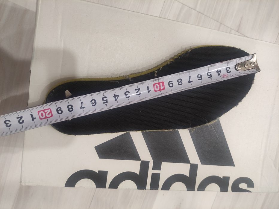 Кроссовки Adidas