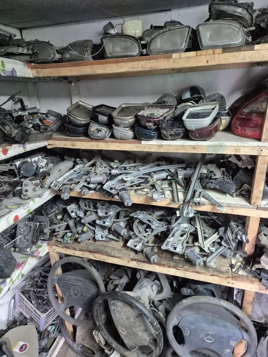 Продается Авторазбор Mercedes-Benz W210 W211