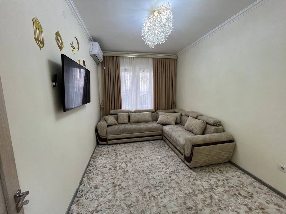 Сдается 3x комнатная квартира 
С обстановкой  ЛЮКС
В горде Алмалыке