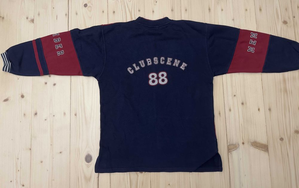 Bluză Vintage Mamamia Sport Line – Color Navy – Mărimea M (fit L) Clubscene 88 – Stare Foarte Bună