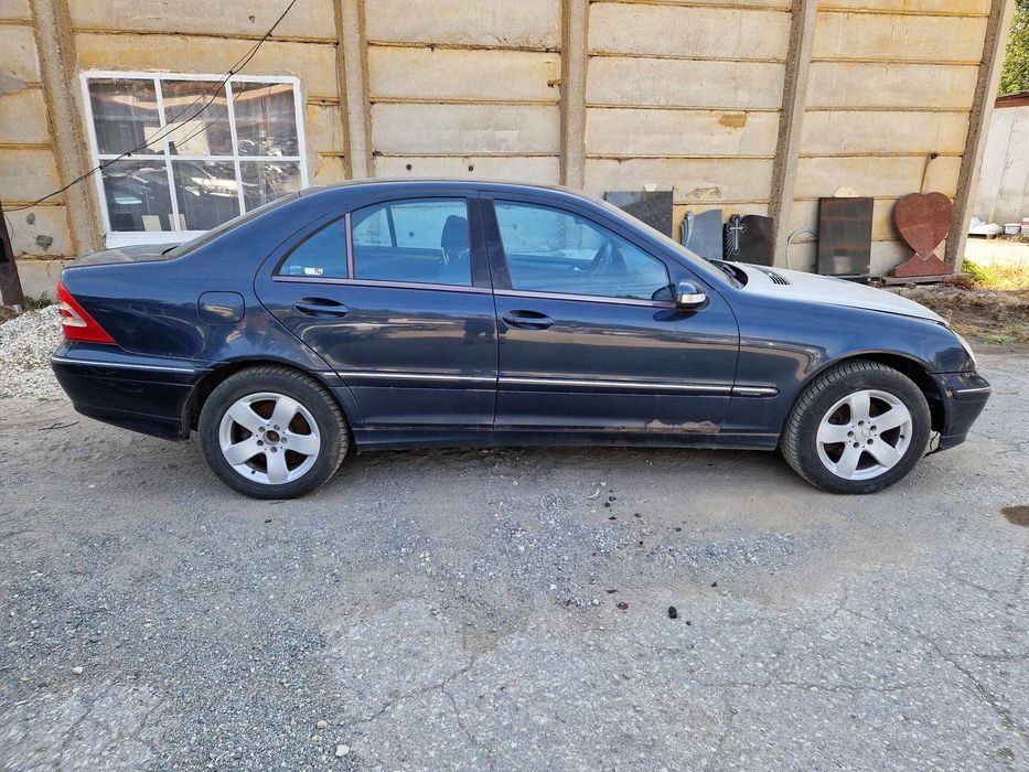 Mercedes W203 C200Kompressor 163кс M271 ръчка седан НА ЧАСТИ!