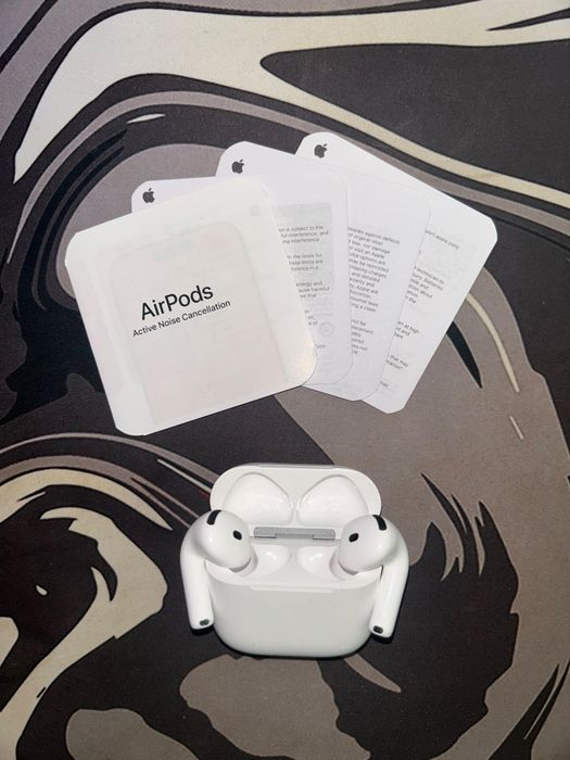 Apple AirPods 4 ( ANC )