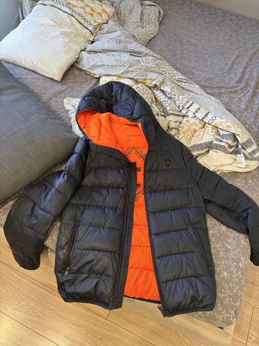 Продам куртку демисезонную s