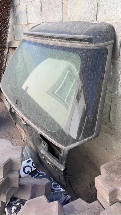 Задний лобовой Субару аутбак