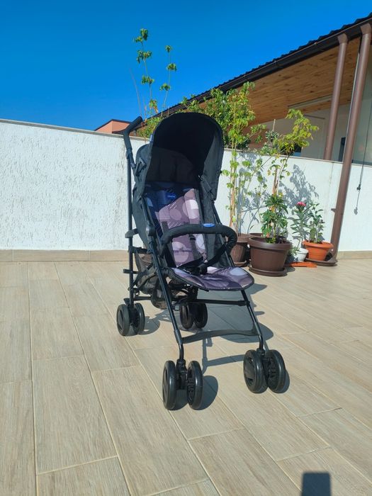 Vând Cărucior Chicco Sport London ca nou