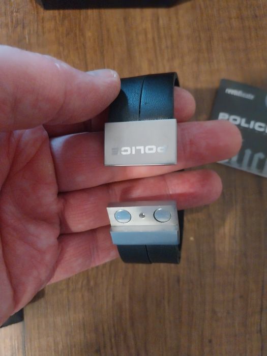 Кожена гривна Police