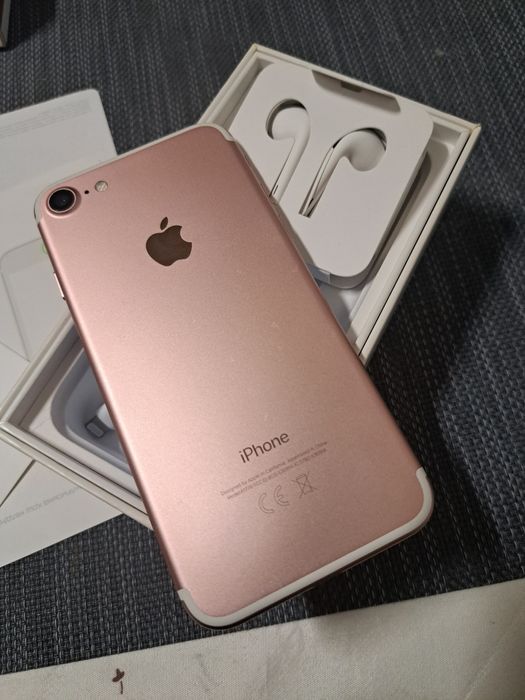 Vand iphone 7 impecabil