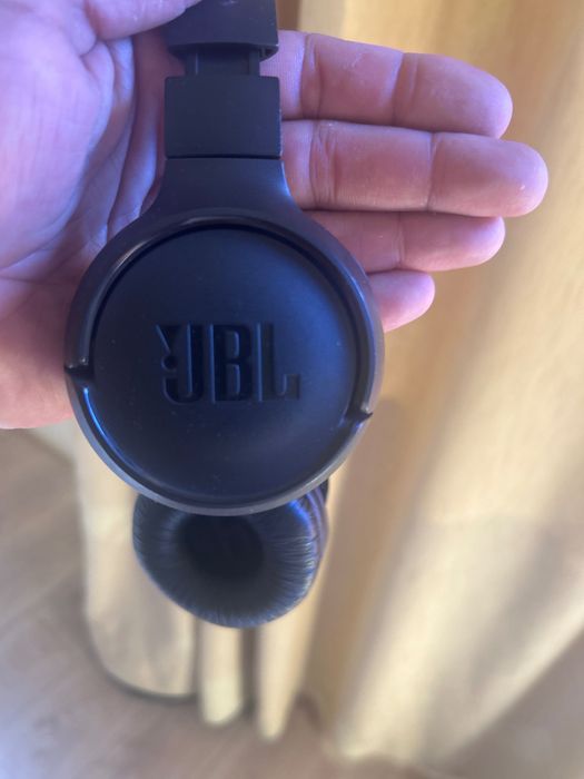 JBL слушалки  25€