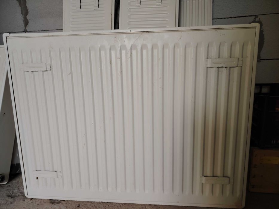 Calorifere diferite dimensiuni, vandute in lot sau separat