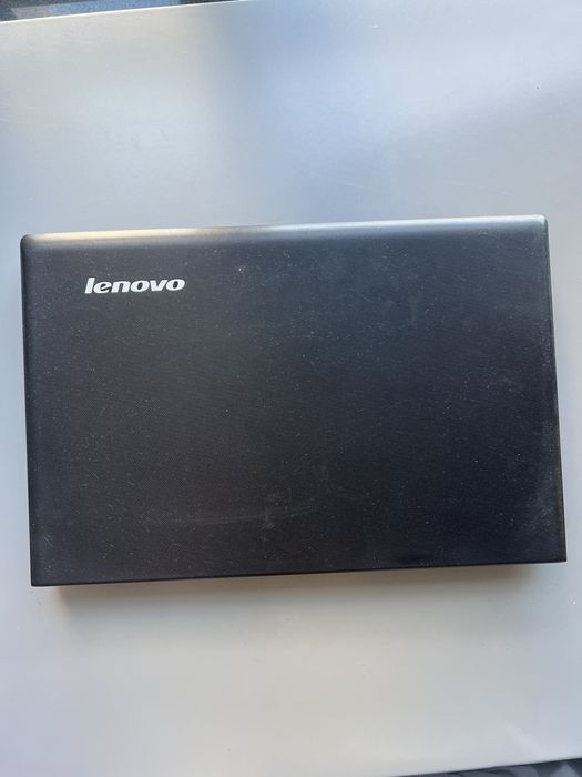 Ноутбоук Lenovo