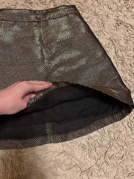 Юбка H&M (EUR 32)