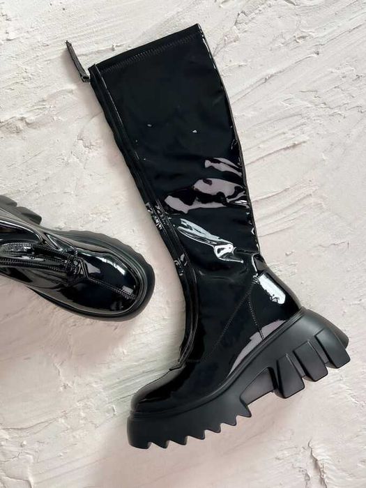 Дамски ботуши от лак