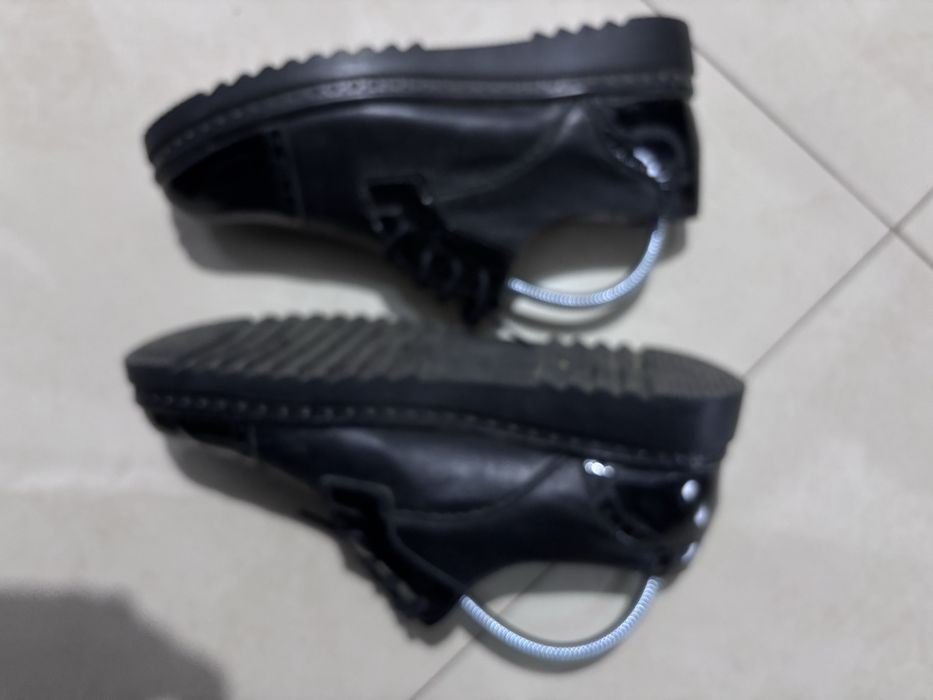 Pantofi dama din piele, marime 36