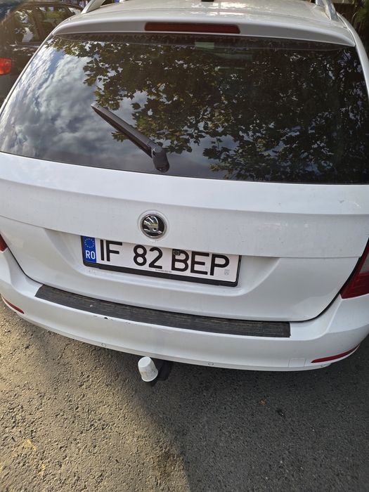 SKODA Superb 2011 — imagine 5