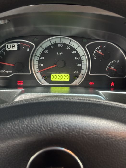 Nexia 2, 1.6 мотор (донс)  кондиционер, мокрый асфальт