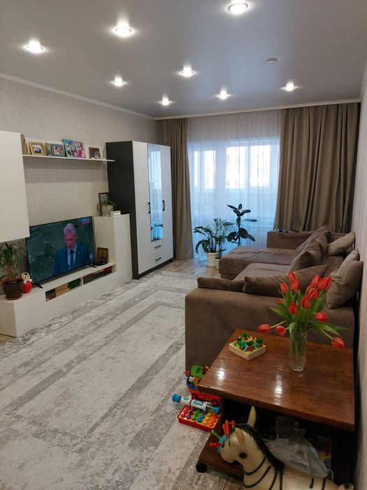 Продам 3- х ком. квартиру ЖК "САМАЛ"