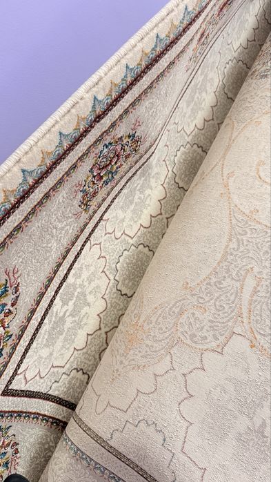 Ковёр в хорошем состоянии