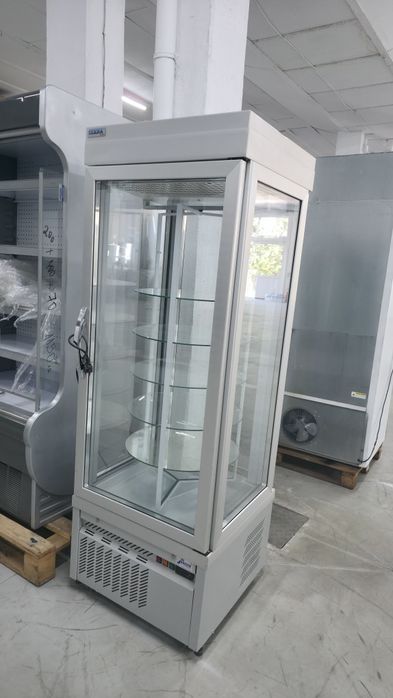 Витрина за Торти, пасти и други