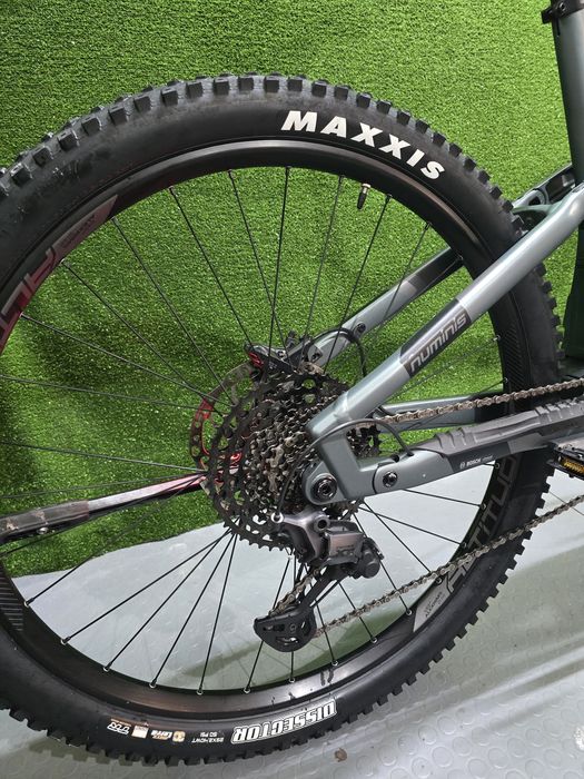 електрически планински велосипед с пълно окачване (e-MTB Fully) Centurion Numinis bosch performance line cx smart system