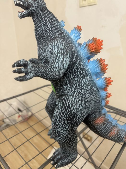 Продам динозавра