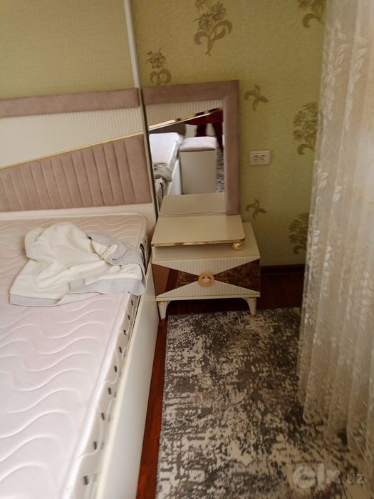 Спальный гарнитур