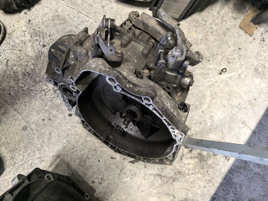 Скоростна кутия М32 M32 Z20LEL Z20LEH Z20LER 2.0 turbo