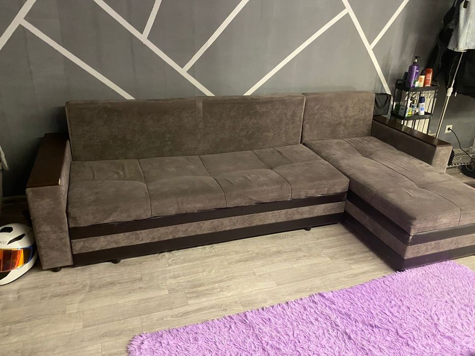 Диван угловой большой