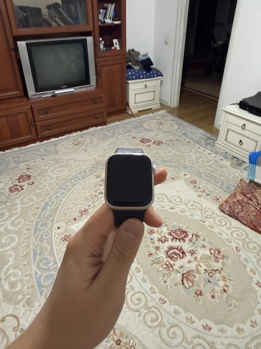 Apple watch series 8, 94%