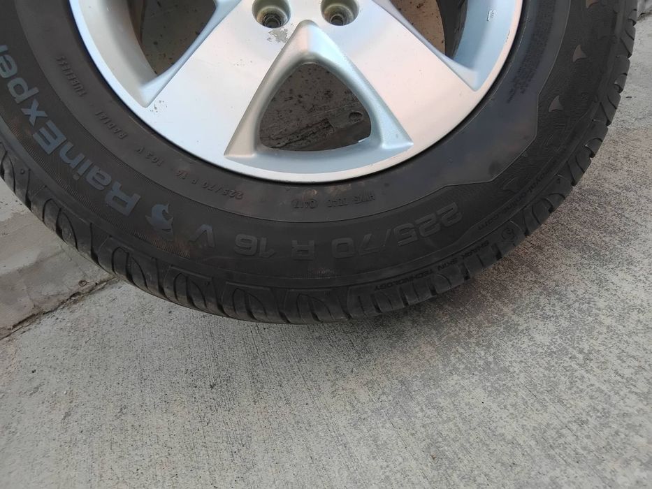 Сузуки Гранд Витара 225х70х16 / 5х114.3х60.1