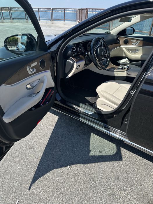 MERCEDES-BENZ E-Class 2019 — imagine 5