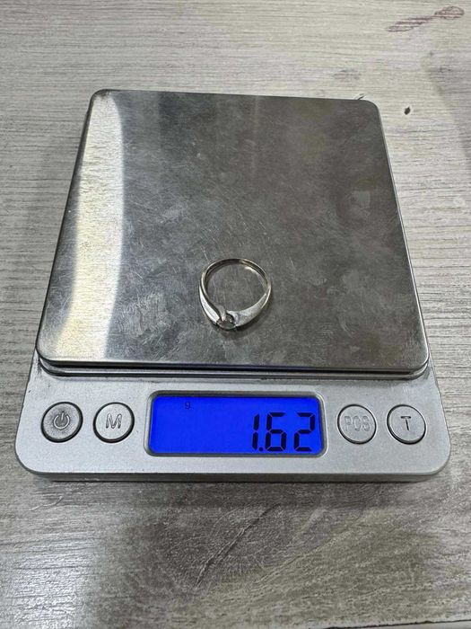 Златен пръстен от бяло злато 14K 585 с камък / 1,62гр.