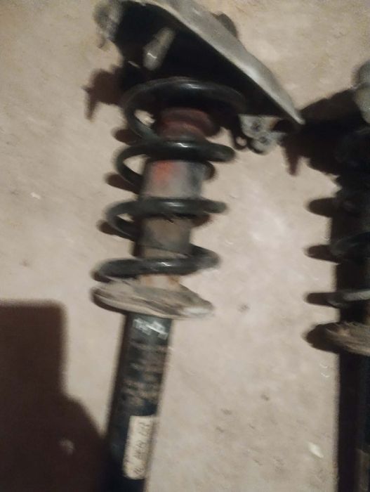 Предни амортисьори и пружини за Audi A4 B7