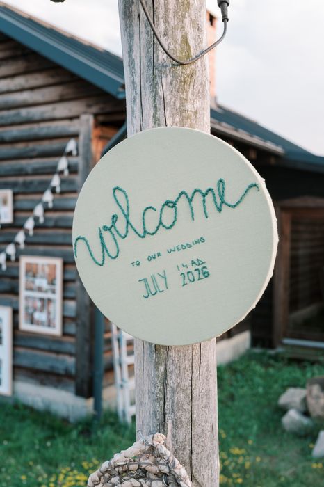 Decorații de nuntă boho/ rustic, servicii personalizate și flori