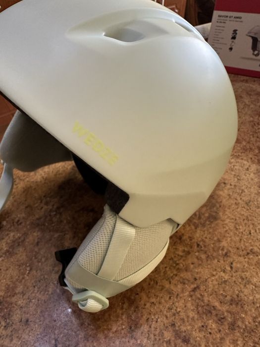 Каски за ски алпина