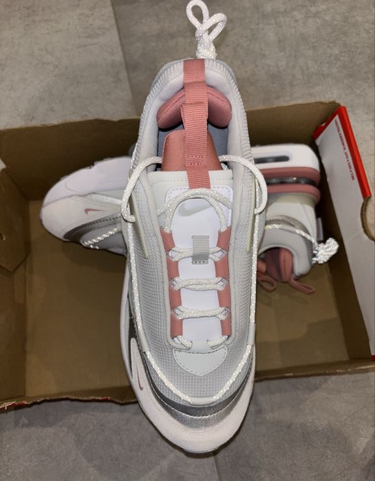 Обувки Nike Furyosa