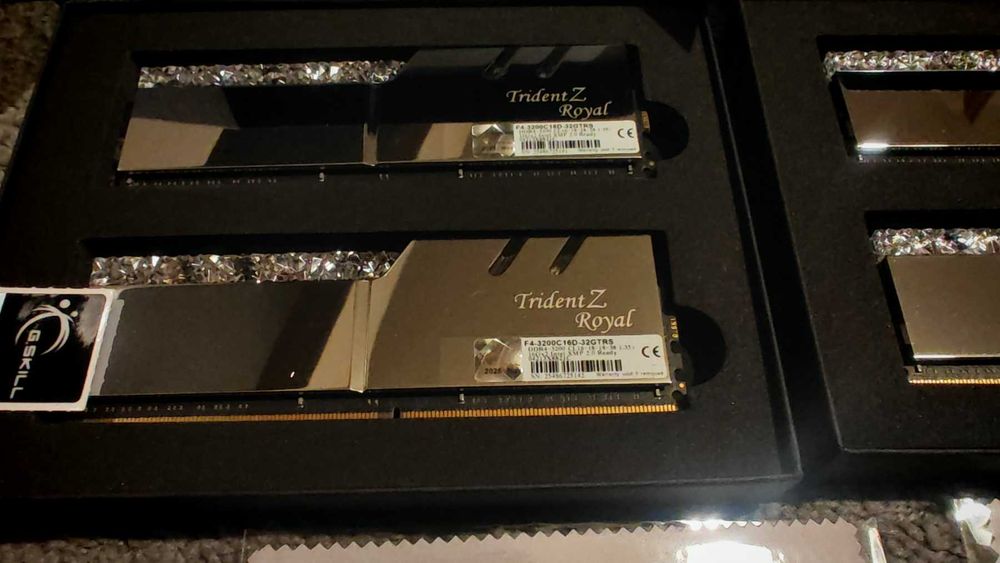 НОВА Рам GSkill Trident Z Royal GOLD/SYLVER 2X16GB 32GB 3200Mhz DDR4