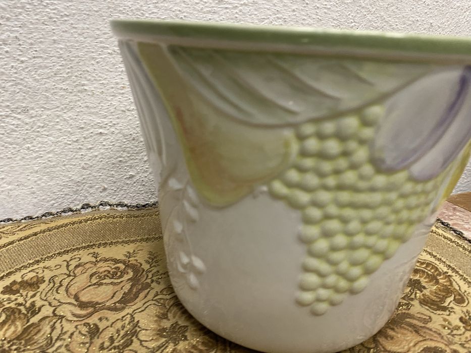 Италианска кашпа на майолика