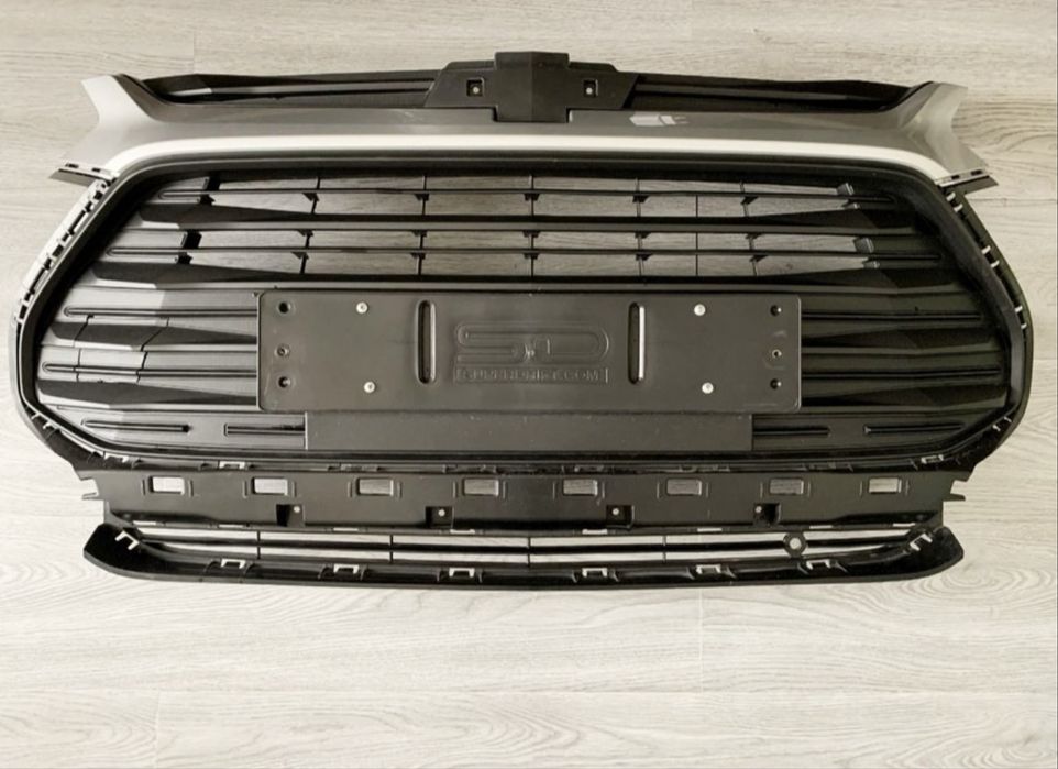 Tracker 2 облицовка