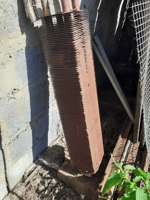 Продам водяной радиатор отопления