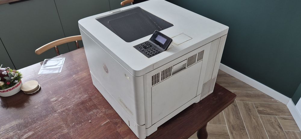 Imprimanta HP LaserJet