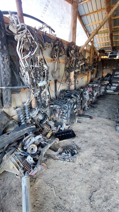 Dezmembrez chrysler 28crd