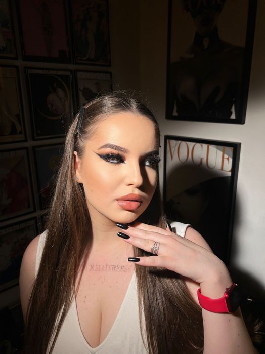 MUA(Make-up Artist Profesional) cu diplomă acreditată