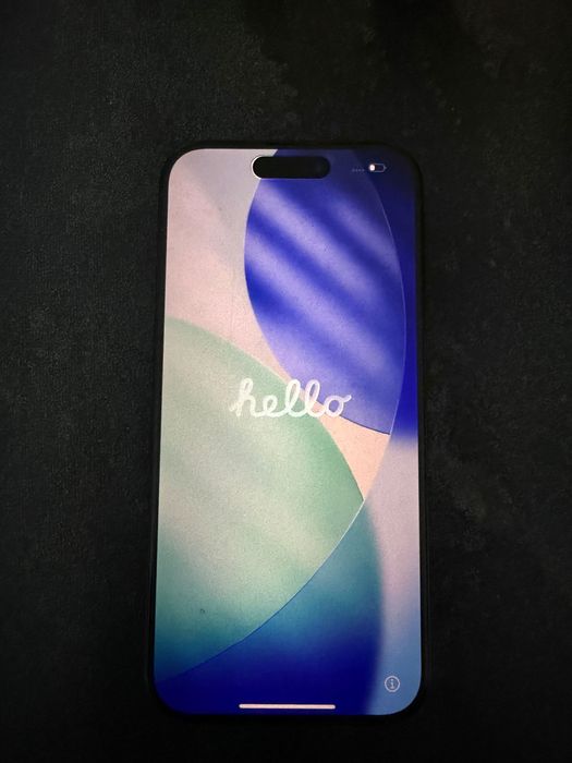 Продавам iPhone 15 Pro