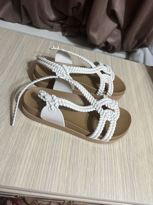 Сандалии женские из Америки