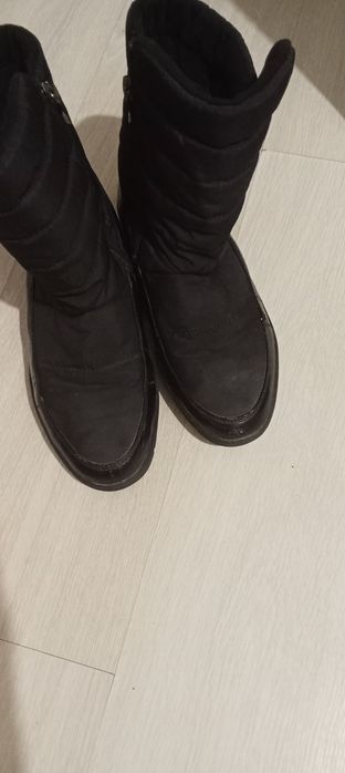 Отдам сапоги женские