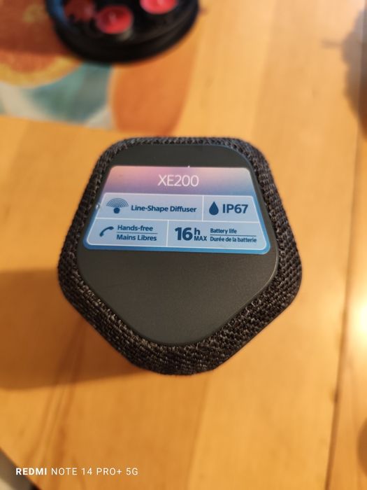 Портативна колонка Sony SRS XE200