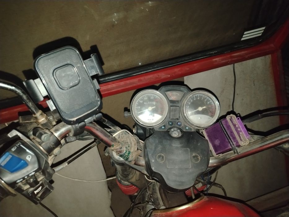 Muravey yangiday kabina yasalgan