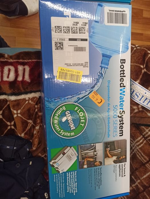 Насос для воды новый FloJet