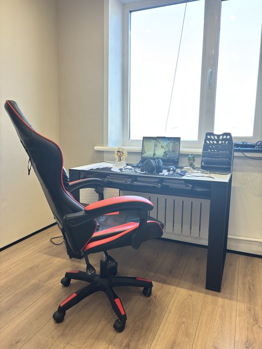 Продам гарнитур для детской